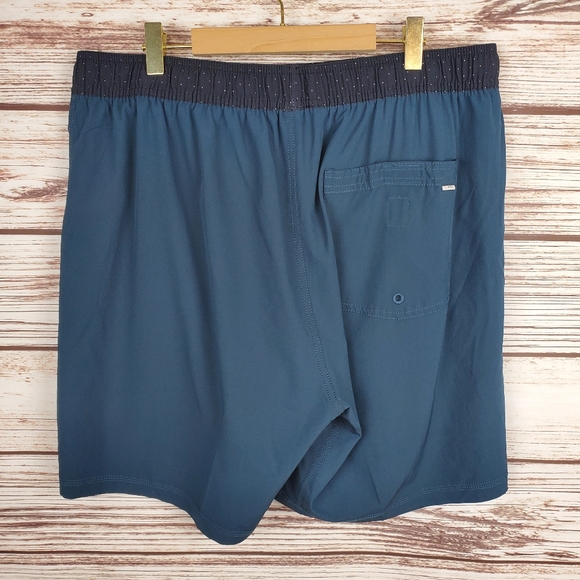 Vuori Mens XL Indigo 7" Lined Core Athletic Shorts                           #79 - Picture 7 of 12